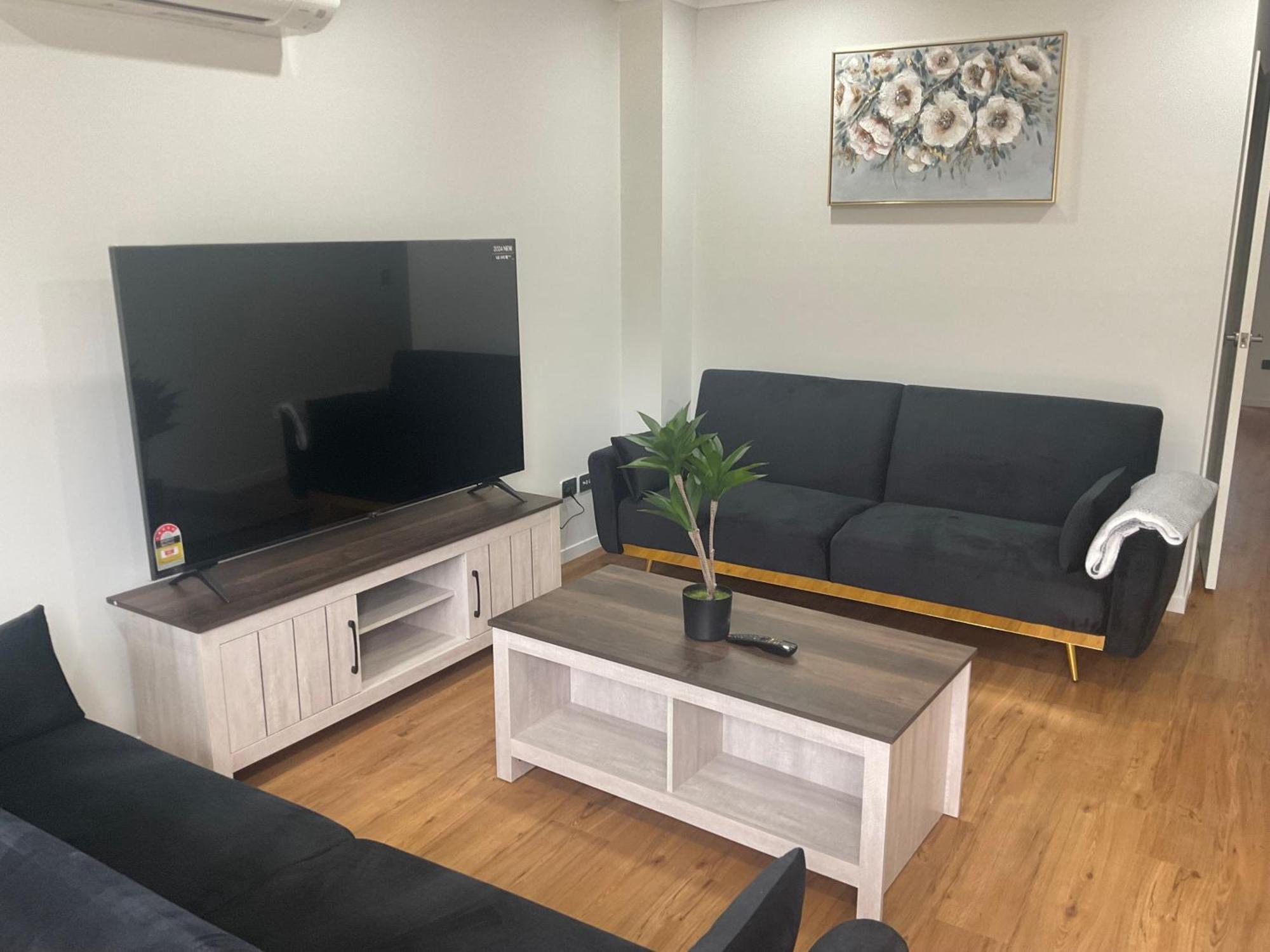 Family Holiday Home Papakura - 175 โอ๊คแลนด์ ภายนอก รูปภาพ